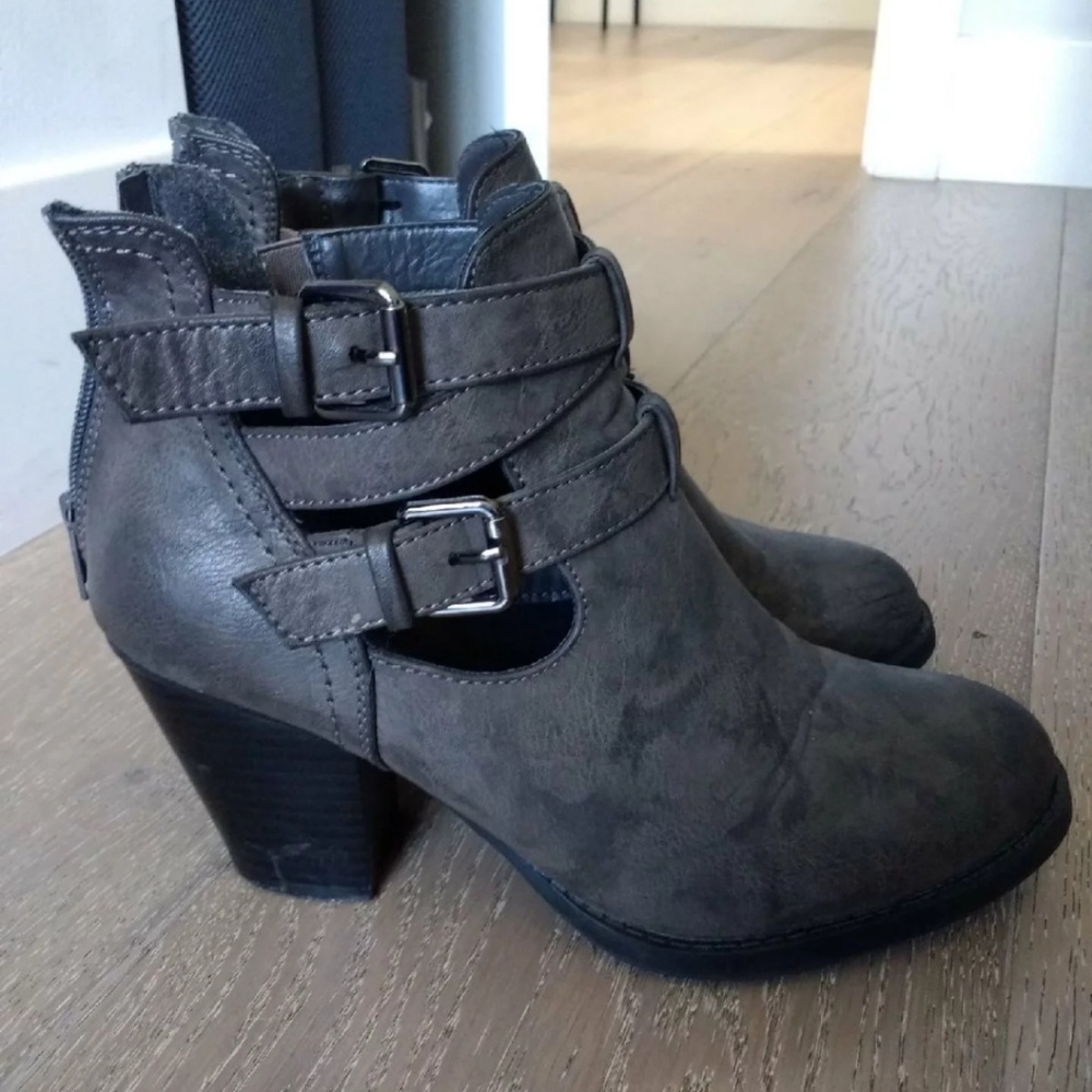 Grey booties